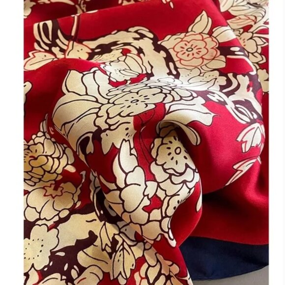 Beautiful  Red Soft Silk Feeling Floral Scarf Wrap - Picture 3 of 4